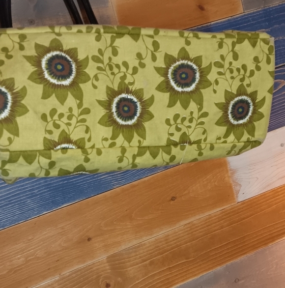 Rock Flower Paper Floral Green Tote Bag - Picture 5 of 7